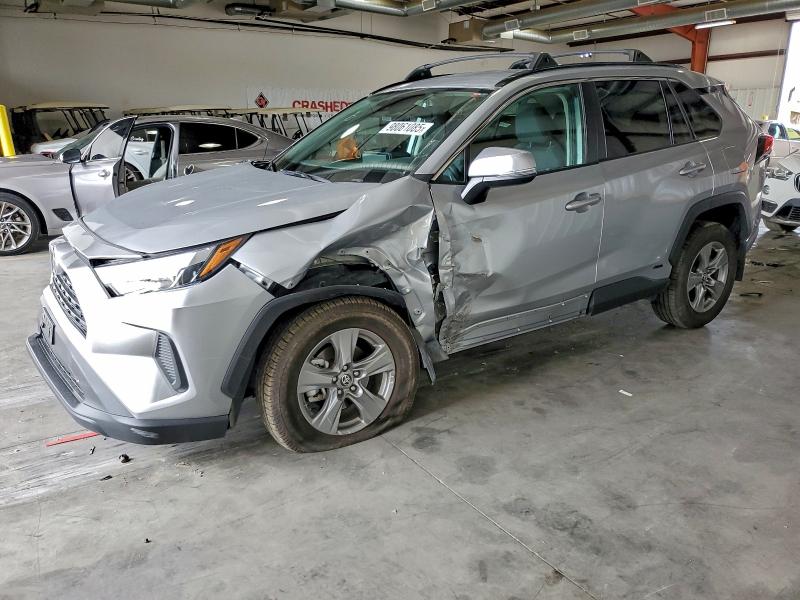 Фото 1 - TOYOTA RAV4