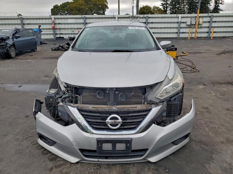 Фото 5 - NISSAN ALTIMA