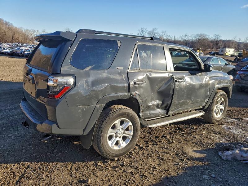 Фото 3 - TOYOTA 4RUNNER