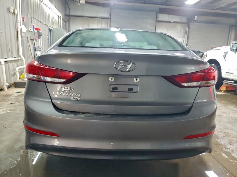 Фото 6 - HYUNDAI ELANTRA