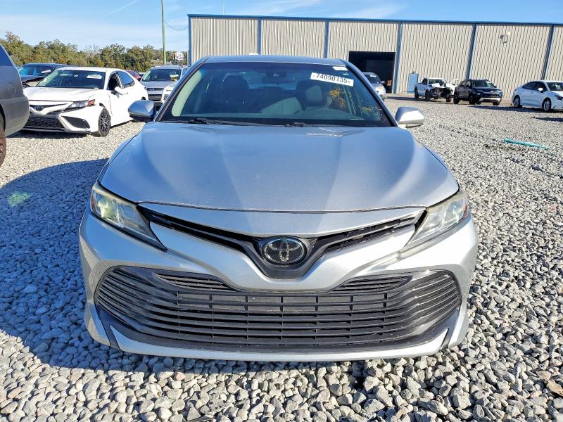 Фото 5 - TOYOTA CAMRY