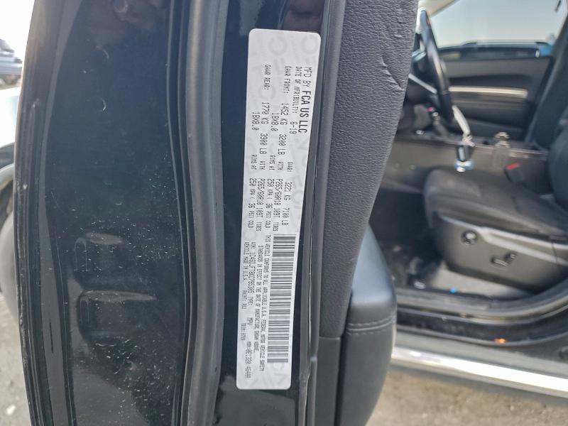 Фото 13 - DODGE DURANGO