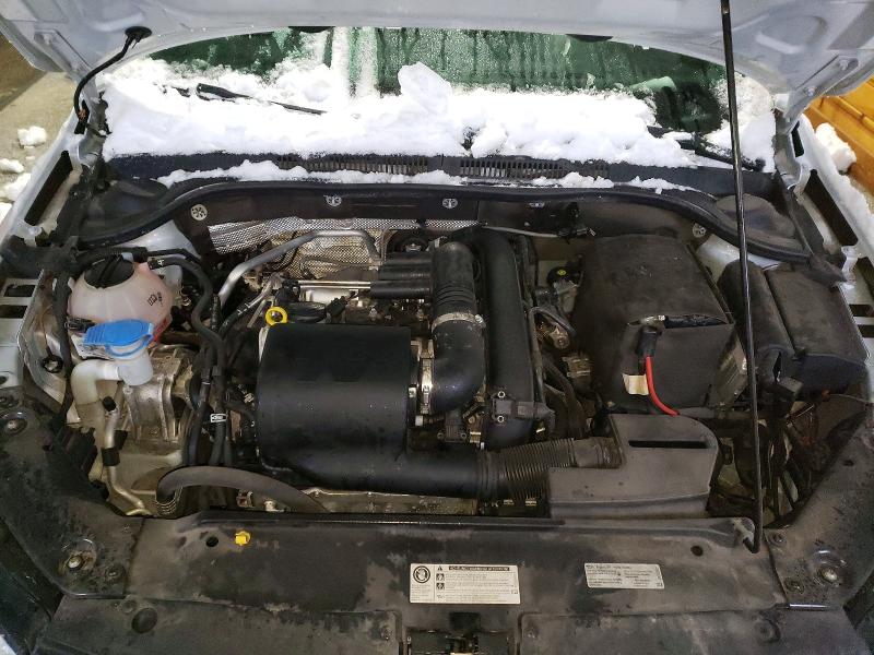 Фото 11 - VOLKSWAGEN JETTA