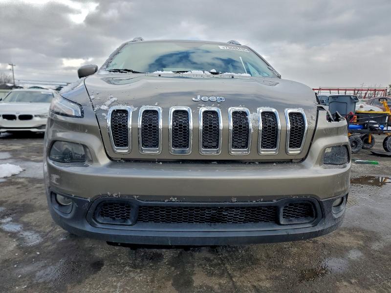 Фото 5 - JEEP GRAND CHER