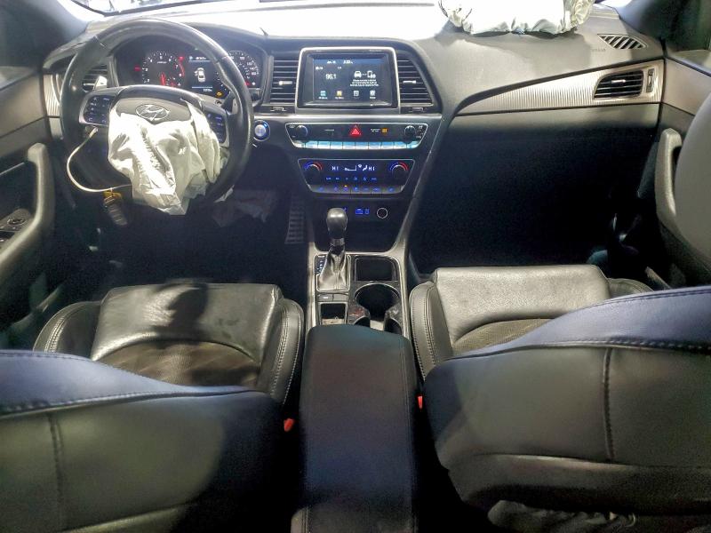 Фото 8 - HYUNDAI SONATA