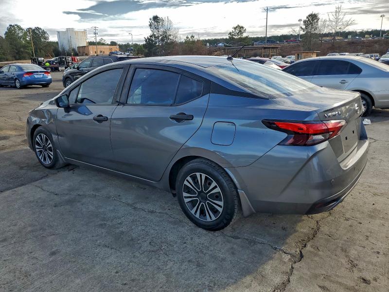 2020 NISSAN VERSA