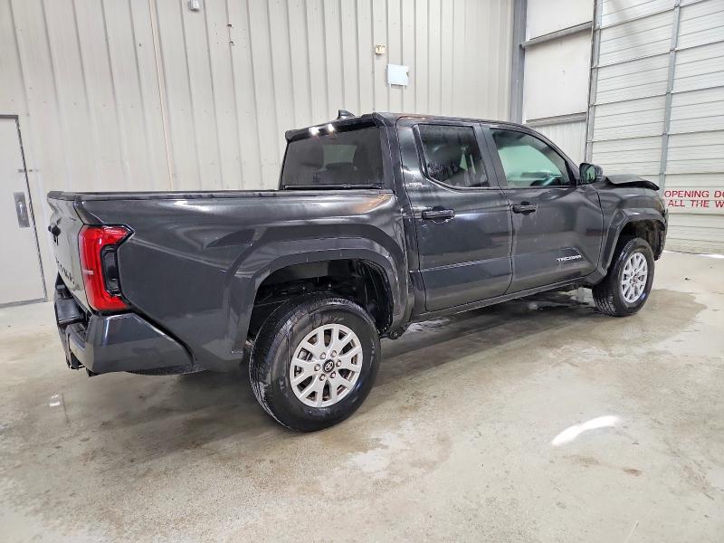 Фото 3 - TOYOTA TACOMA