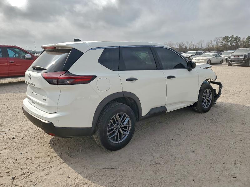 Фото 3 - NISSAN ROGUE