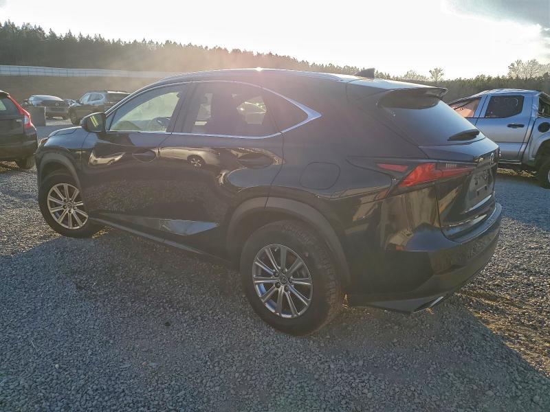 Фото 2 - LEXUS NX