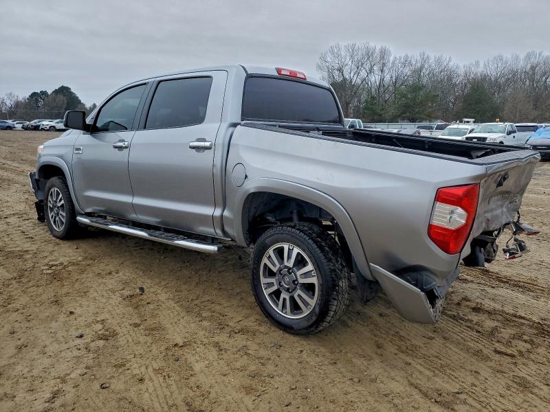 Фото 2 - TOYOTA TUNDRA