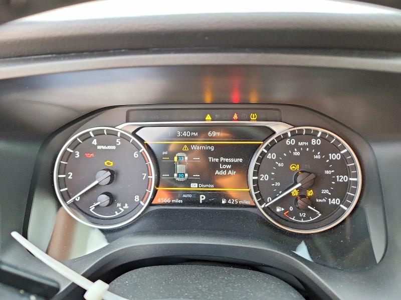 Фото 9 - NISSAN ROGUE