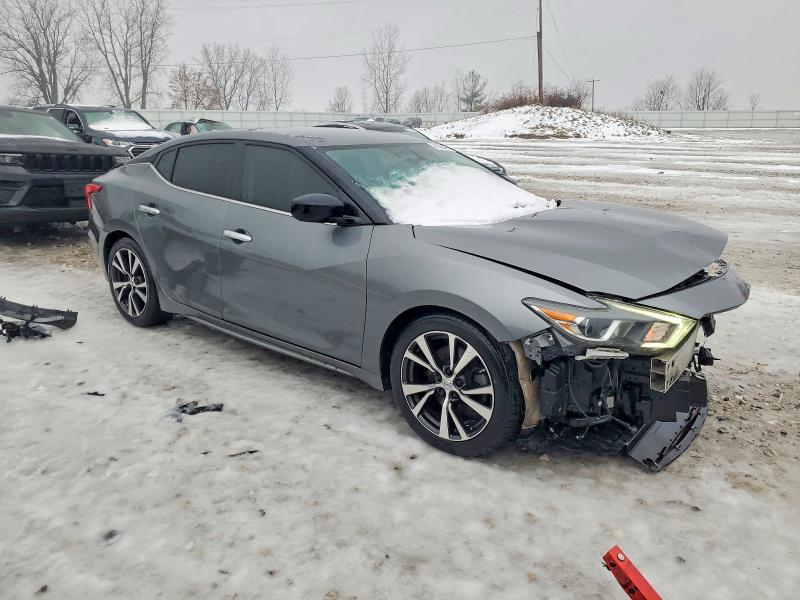 Фото 4 - NISSAN MAXIMA