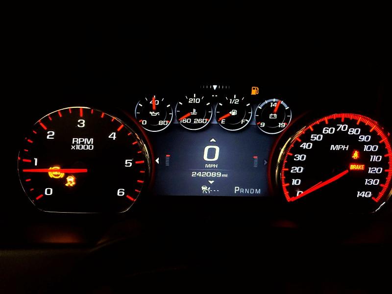 Фото 9 - GMC YUKON