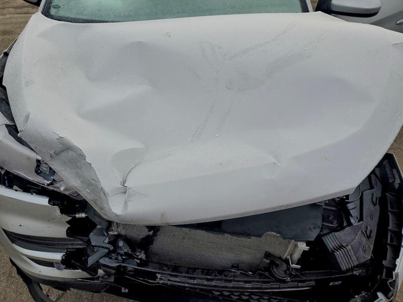 Фото 12 - HYUNDAI TUCSON