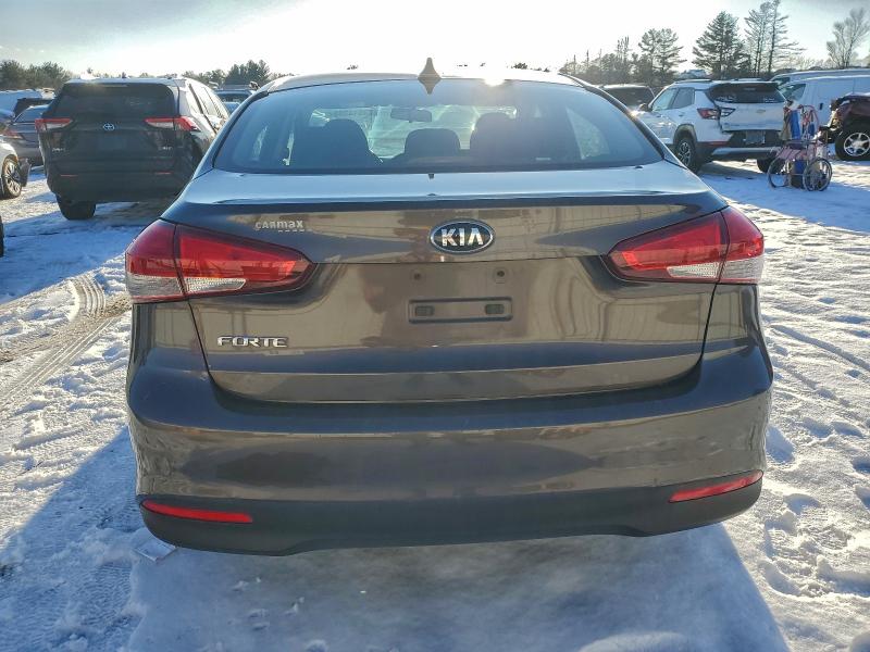 Фото 6 - KIA FORTE