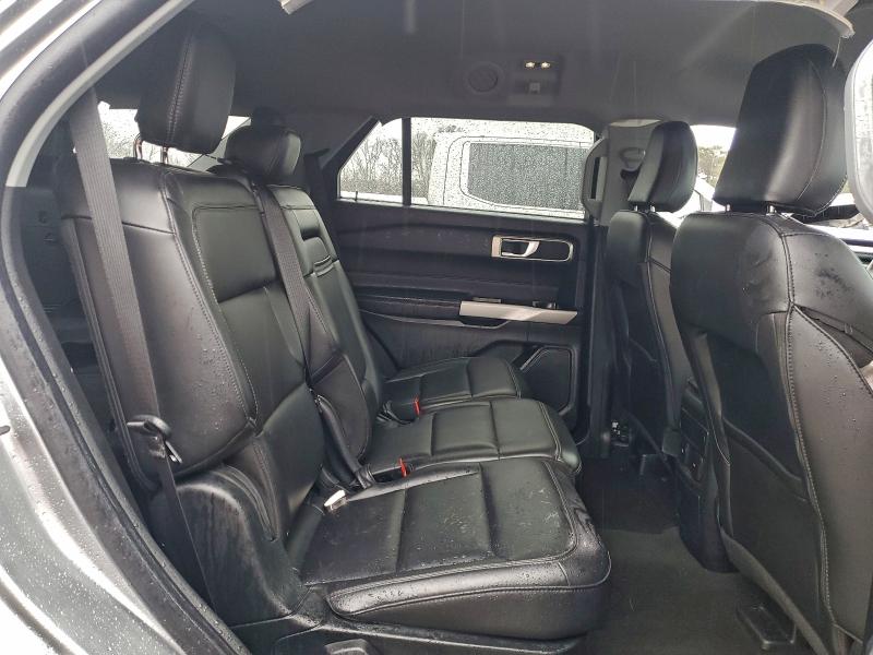 Фото 11 - FORD EXPLORER