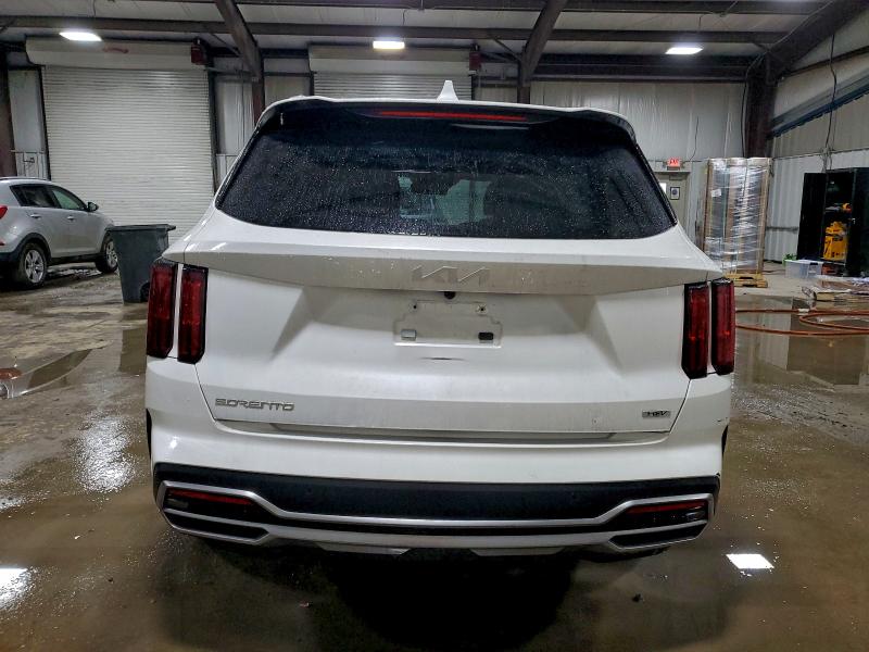 Фото 6 - KIA SORENTO