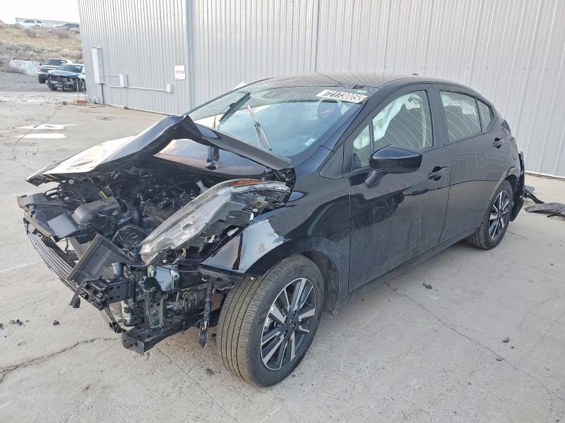 Фото 1 - NISSAN VERSA