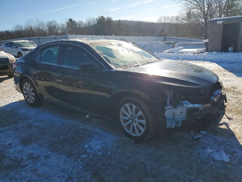 Фото 4 - TOYOTA CAMRY