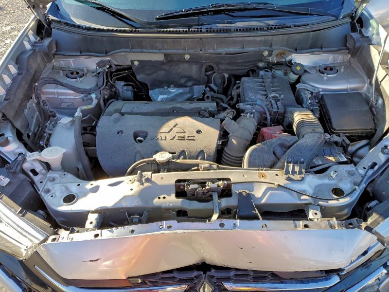 Фото 12 - MITSUBISHI OUTLANDER