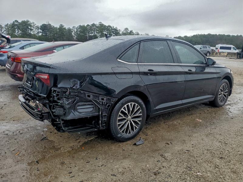 Фото 3 - VOLKSWAGEN JETTA