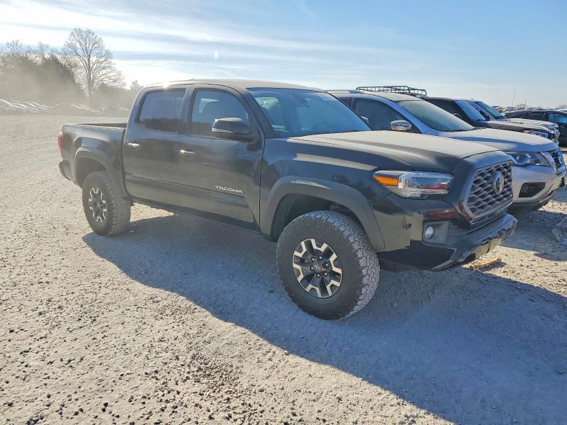 Фото 4 - TOYOTA TACOMA