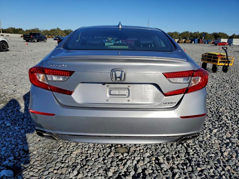 Фото 6 - HONDA ACCORD