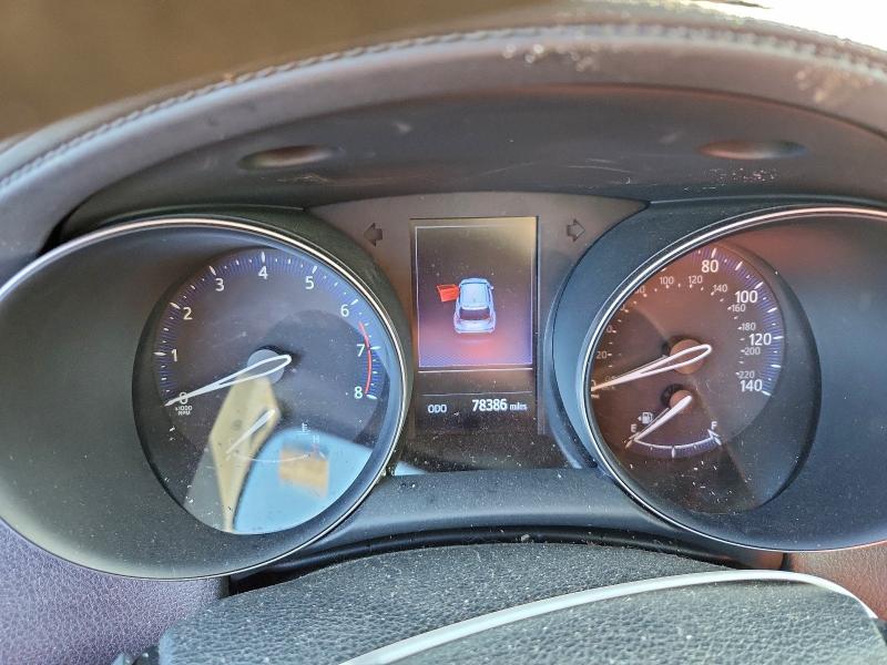 Фото 9 - TOYOTA C-HR