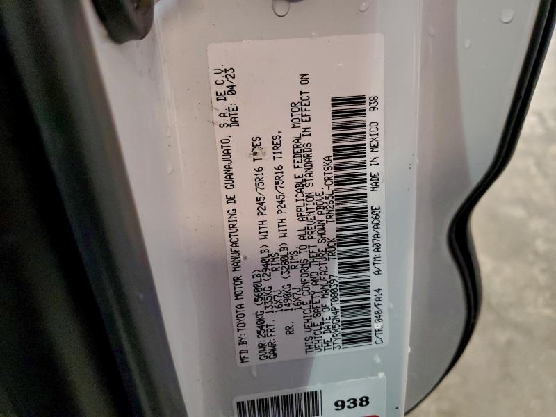 Фото 13 - TOYOTA TACOMA