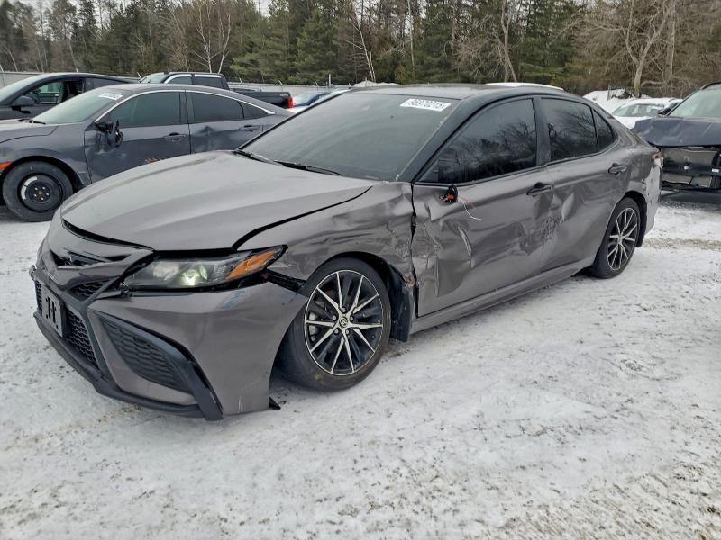 Фото 1 - TOYOTA CAMRY