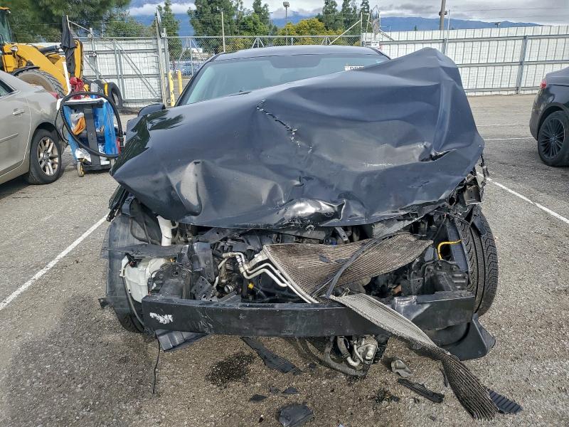 Фото 5 - HYUNDAI ELANTRA