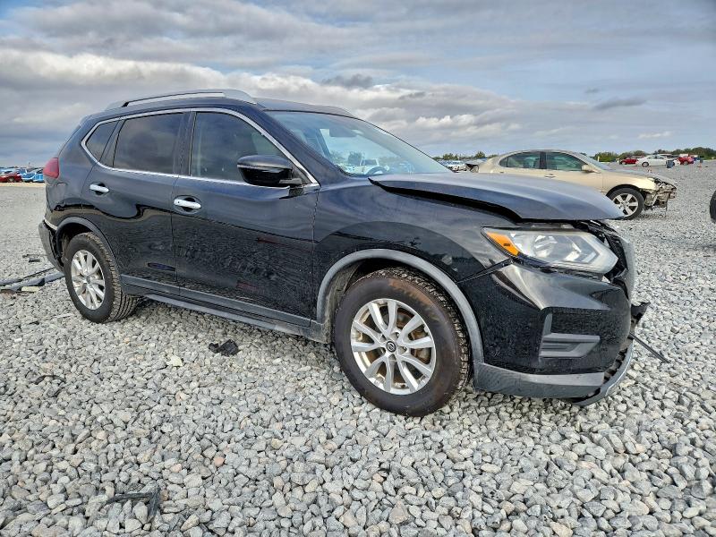 Фото 4 - NISSAN ROGUE