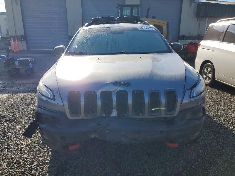 Фото 5 - JEEP CHEROKEE