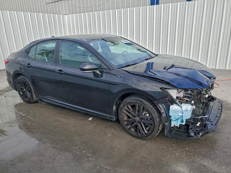 Фото 4 - TOYOTA CAMRY