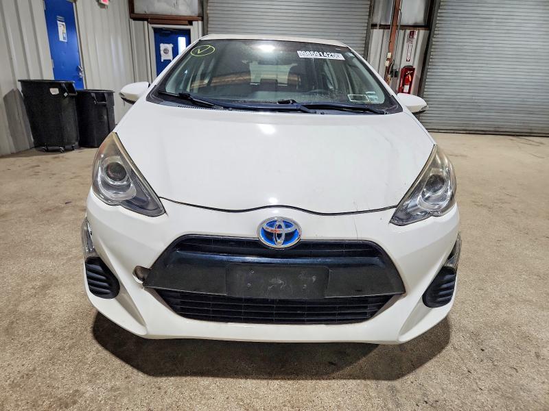 Фото 5 - TOYOTA PRIUS