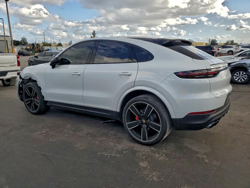 Фото 2 - PORSCHE CAYENNE