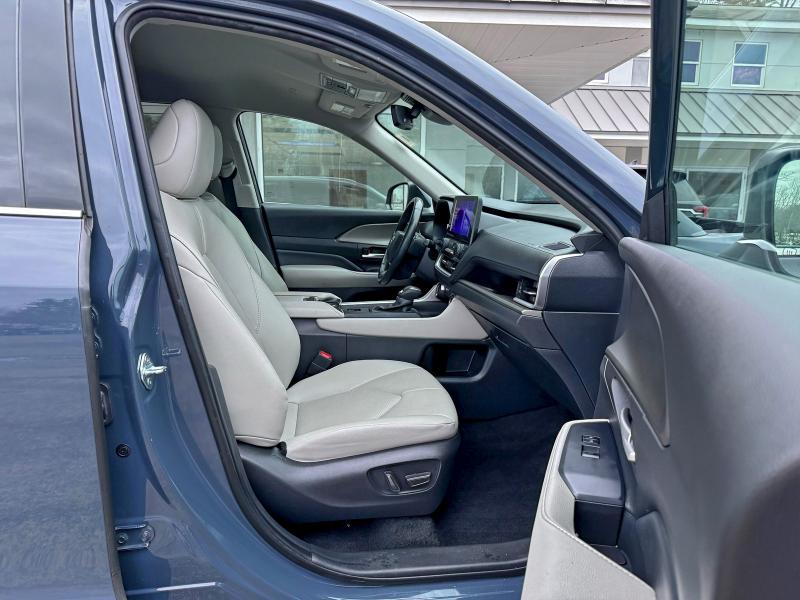 Фото 5 - TOYOTA GRAND HIGH