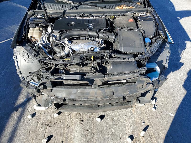 Фото 11 - MERCEDES-BENZ CLA-CLASS