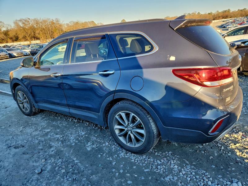 Фото 2 - HYUNDAI SANTA FE