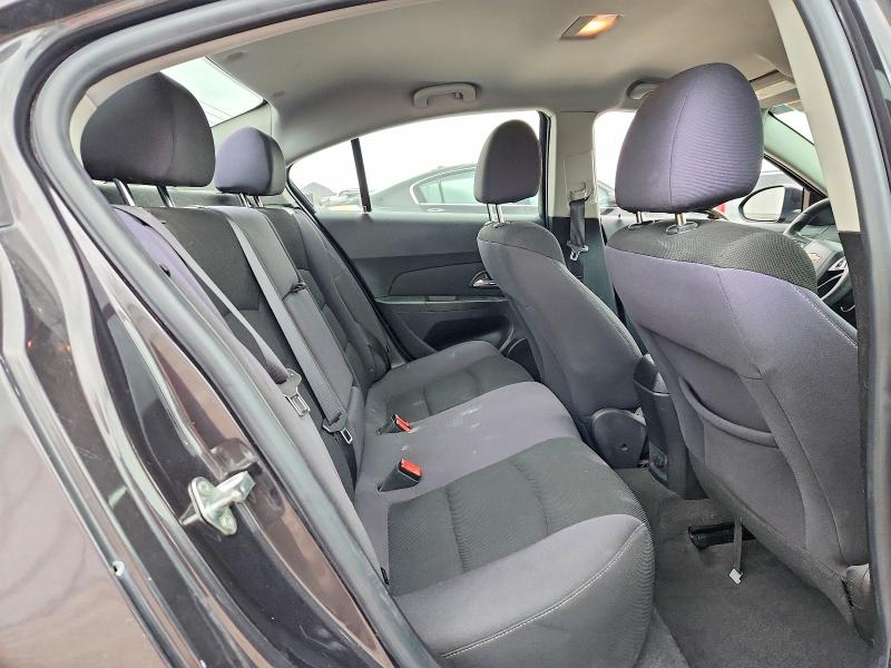 Фото 10 - CHEVROLET CRUZE