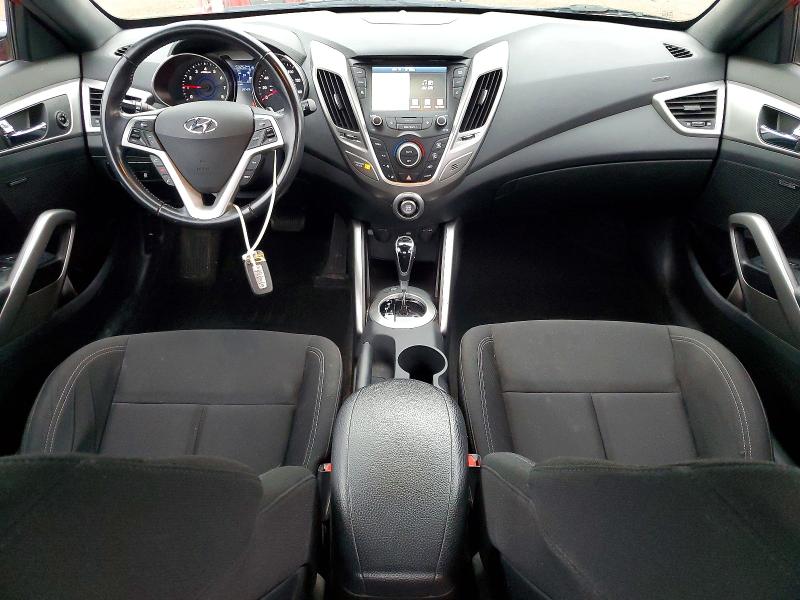 Фото 8 - HYUNDAI VELOSTER
