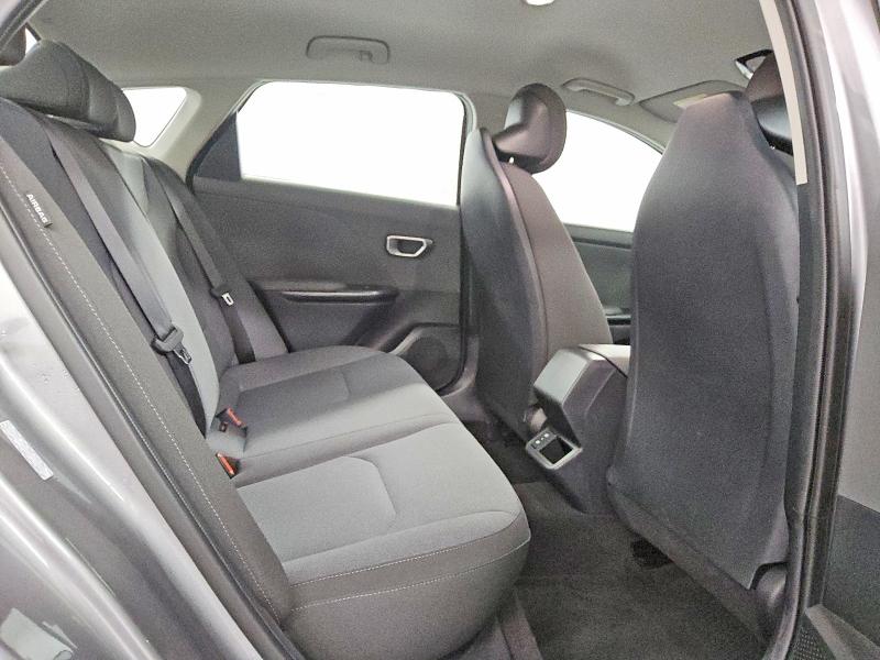 Фото 10 - KIA K4 LX