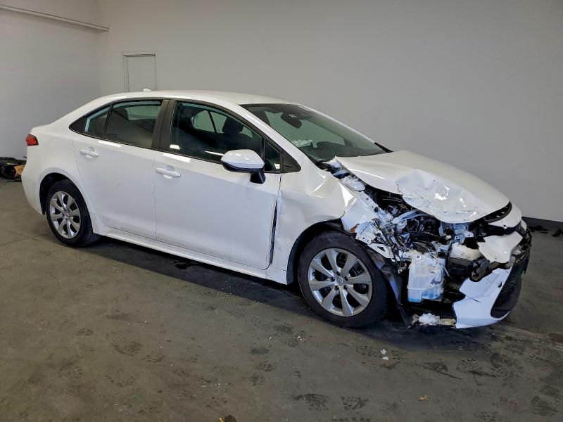 Фото 4 - TOYOTA COROLLA