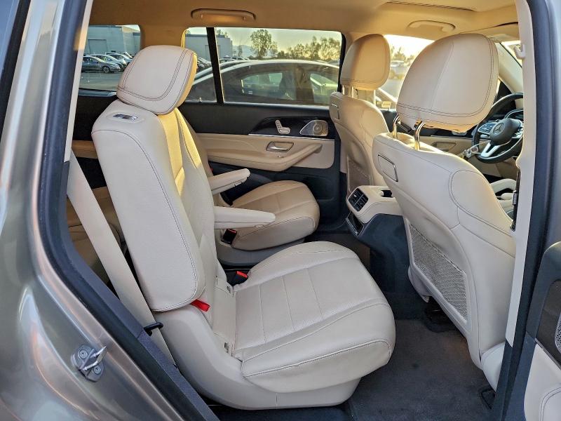 Фото 10 - MERCEDES-BENZ GLS-CLASS