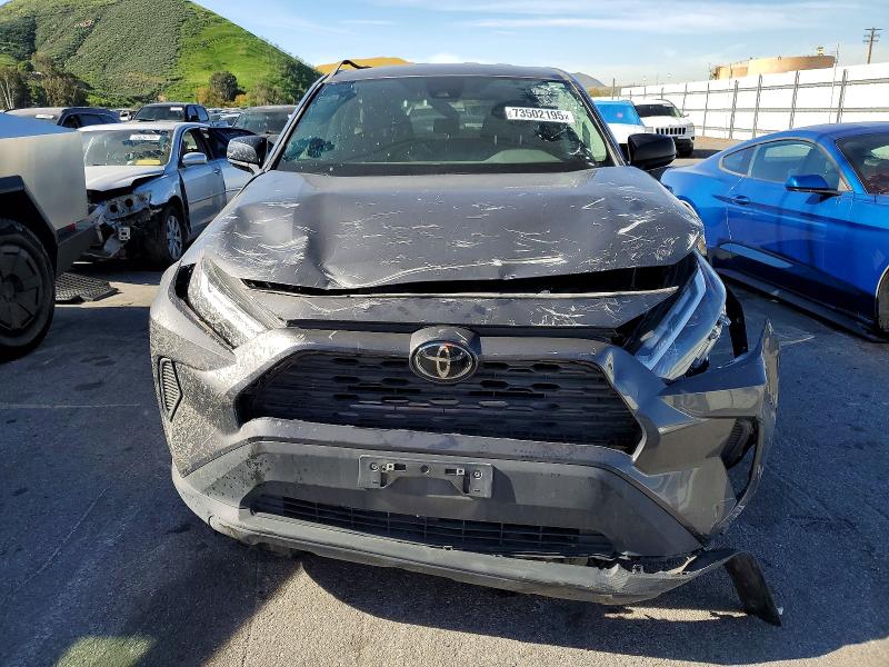 Фото 5 - TOYOTA RAV4