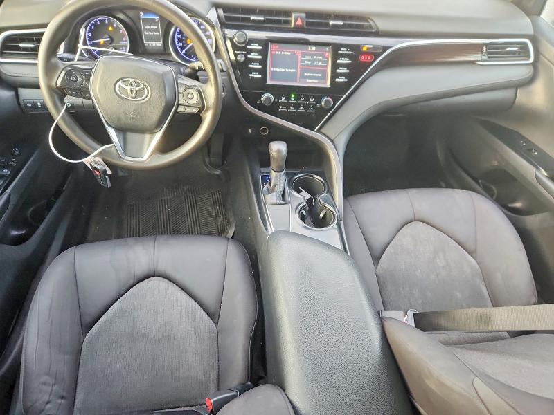 Фото 8 - TOYOTA CAMRY