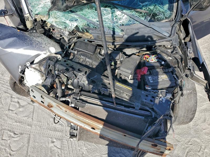 Фото 11 - NISSAN VERSA