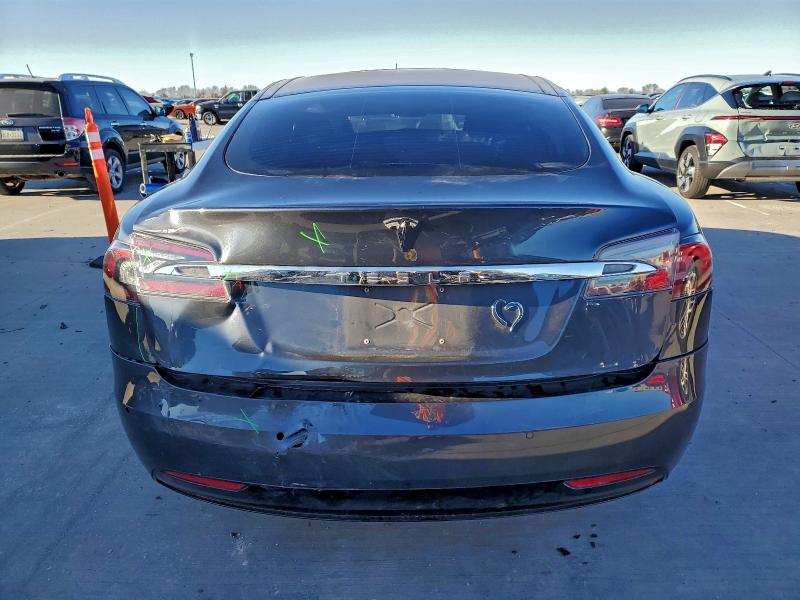 Фото 6 - TESLA MODEL S