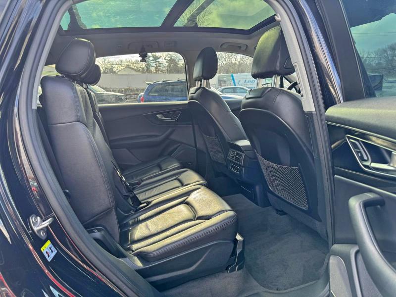 Фото 10 - AUDI Q7