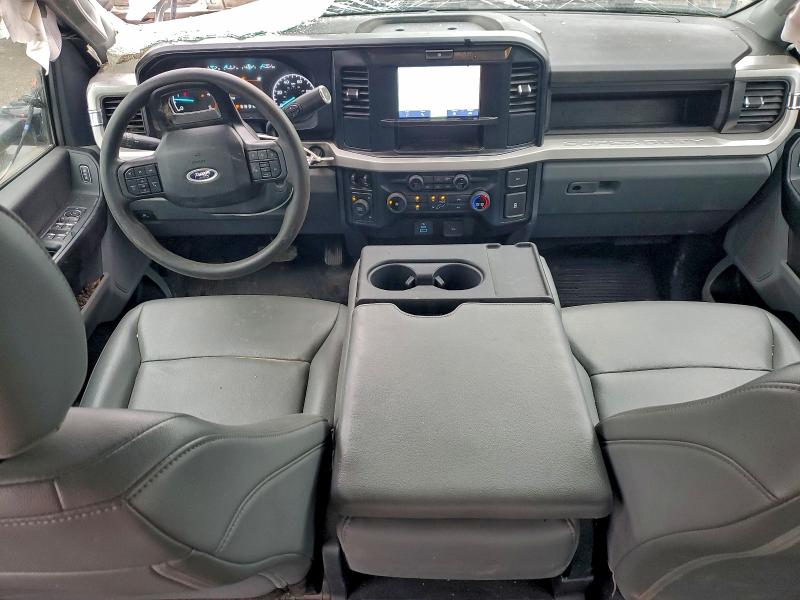 Фото 8 - FORD F350